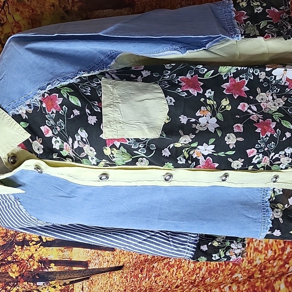 POL Multicolor Patchwork Jacket Size Medium - Picture 6 of 10